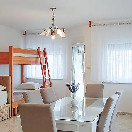 Amazing In With Wifi Apartamento Vir